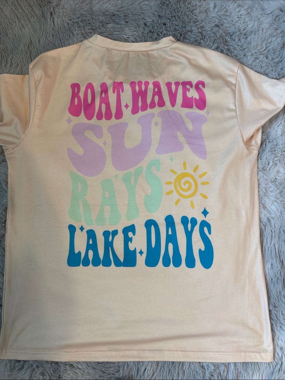 Lake Days Peach 🍑 / light orange graphic tee. Size XL. Worn once.